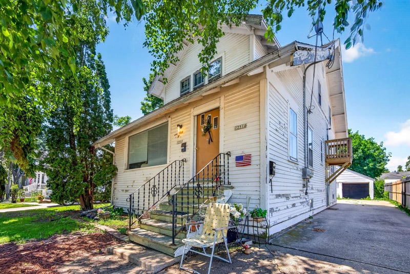 1251 Walnut St, Oshkosh, WI 54901