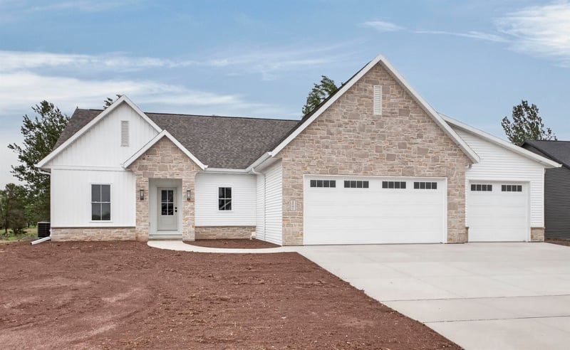 3741 Edwina Dr, De Pere, WI 54115