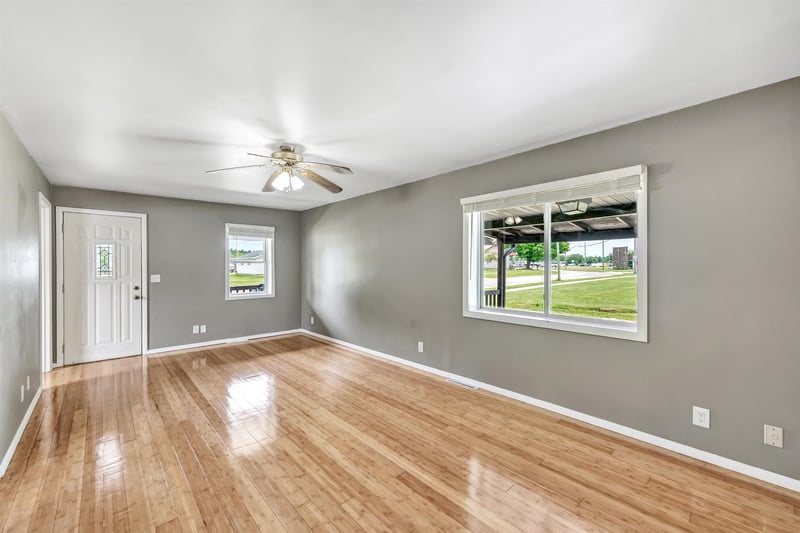409 Spaulding St, Tigerton, WI 54486