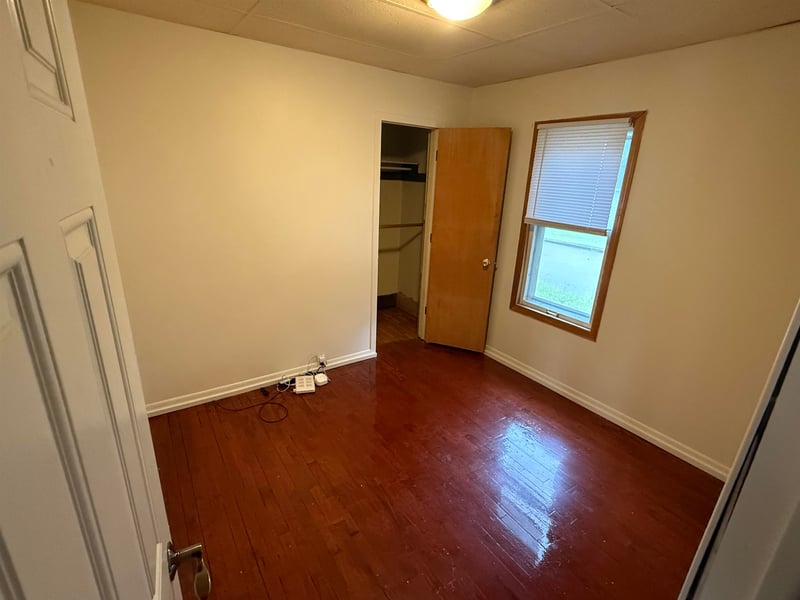 425 Annex Ave, Oshkosh, WI 54901