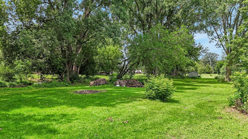 3488 County Rd A, Oshkosh, WI 54901