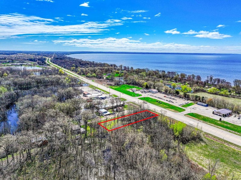 N8811 Hwy 10 & 114, Menasha, WI 54952