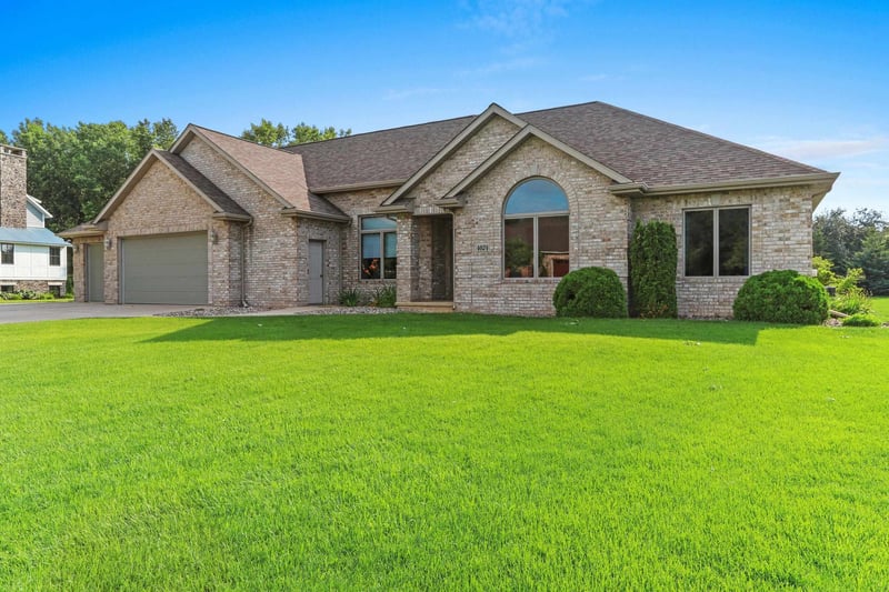 4024 Half Crown Rn, De Pere, WI 54115-7962