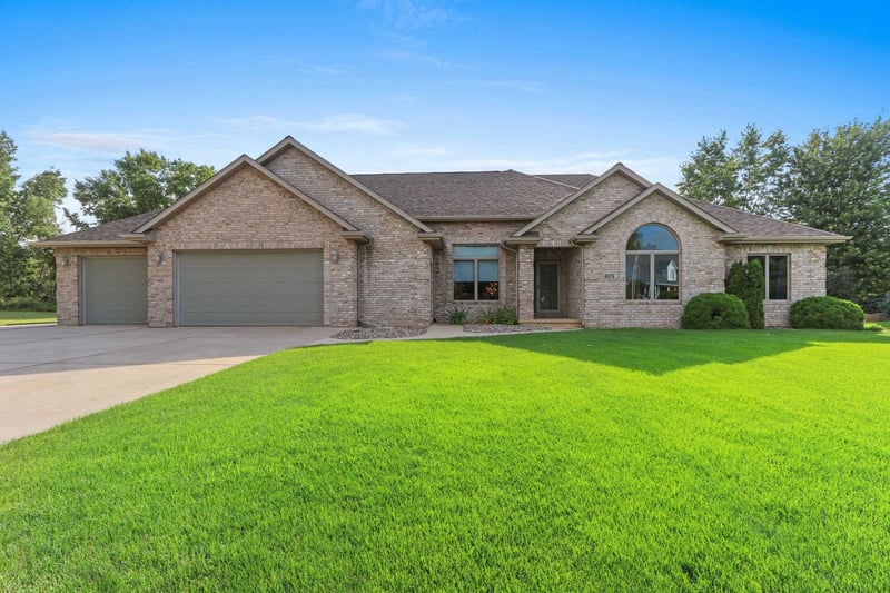 4024 Half Crown Rn, De Pere, WI 54115-7962