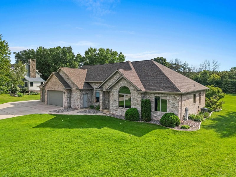 4024 Half Crown Rn, De Pere, WI 54115-7962