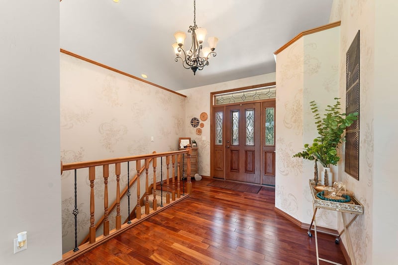 568 Royal St Pats Dr, Wrightstown, WI 54180