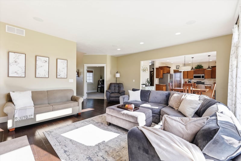 W5261 Arbor Vitae Ct, Sherwood, WI 54169