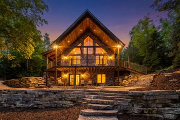 15662 Bademer Ln, Mountain, WI 54149