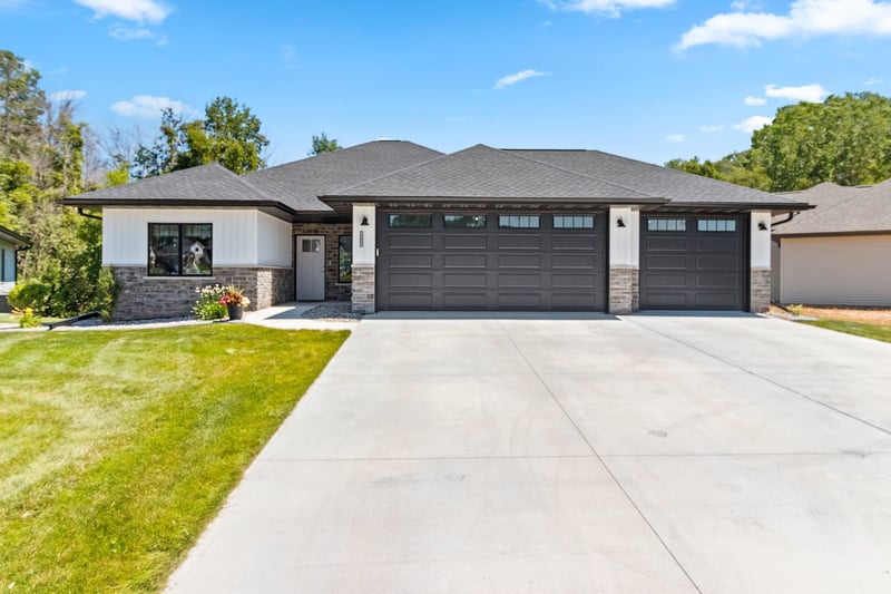 2685 Chambers Crossing, Green Bay, WI 54313-8833