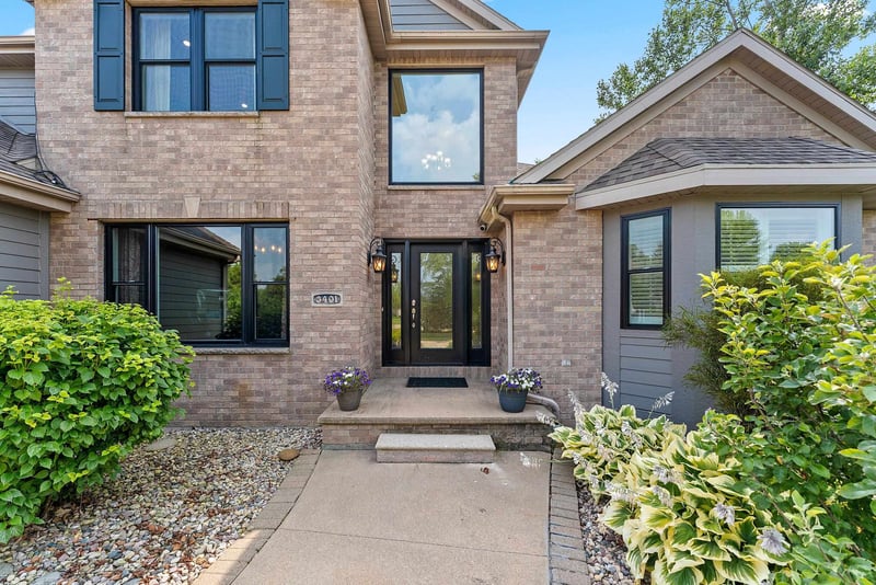 3401 Knox Ln, Neenah, WI 54956