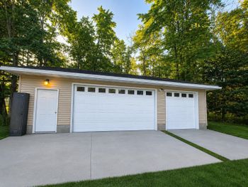 105 E Groninger St, Suring, WI 54174