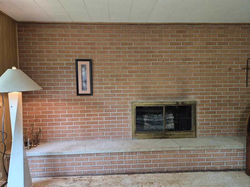 105 E Groninger St, Suring, WI 54174