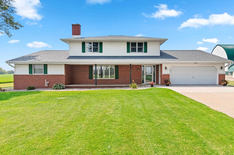 N4341 Mc Cabe Rd, Kaukauna, WI 54130