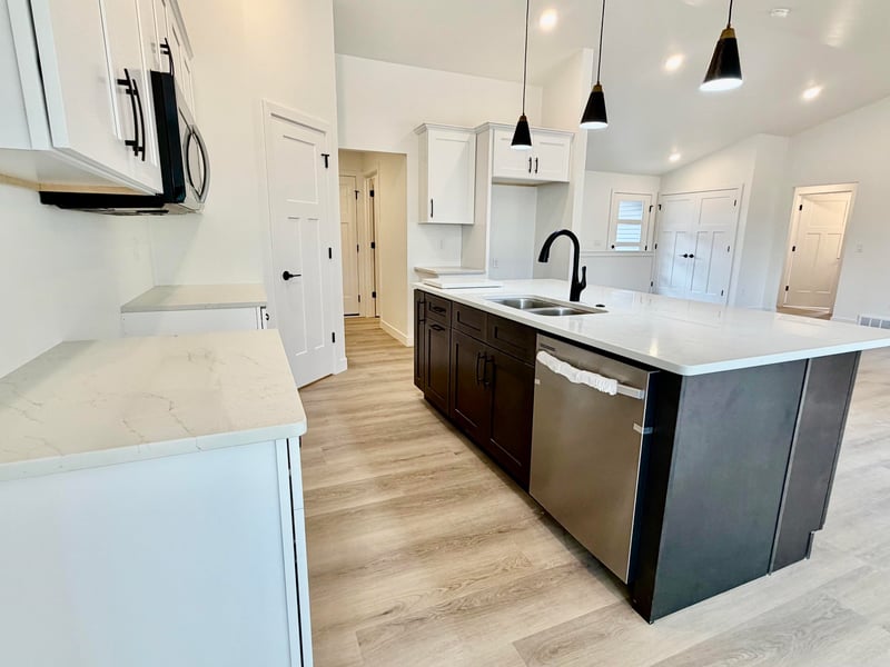 W6846 Mcallister Cir, Greenville, WI 54944