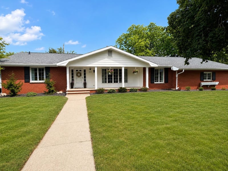 826 Green St, Seymour, WI 54165-1614