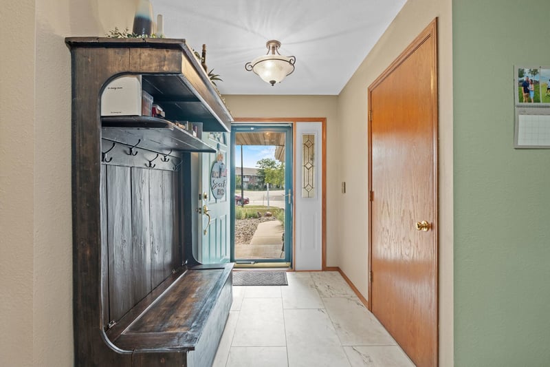 324 N Westhaven Dr, Oshkosh, WI 54904-7435