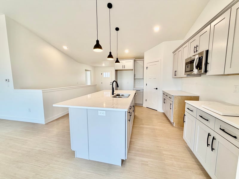 W6843 Mcallister Cir, Greenville, WI 54942