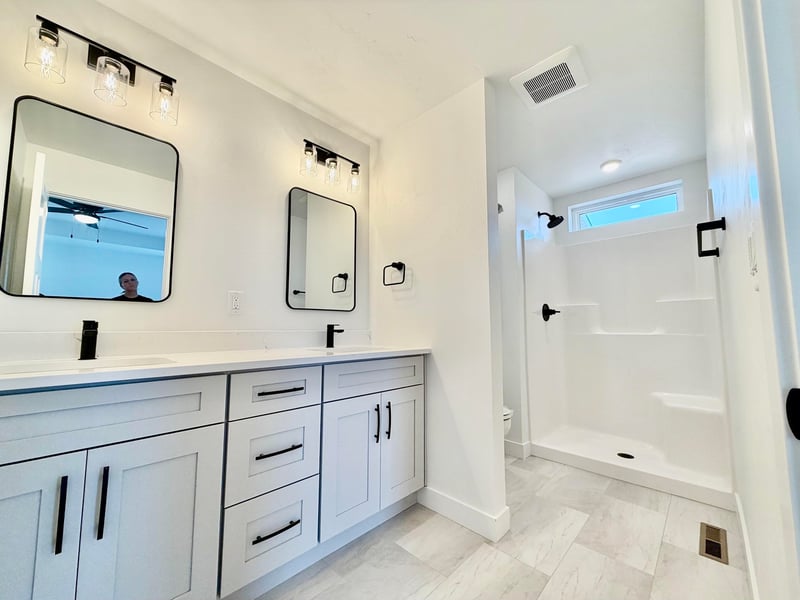 W6843 Mcallister Cir, Greenville, WI 54942