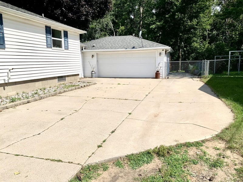 1824 Glenview Ave, Green Bay, WI 54303-6407