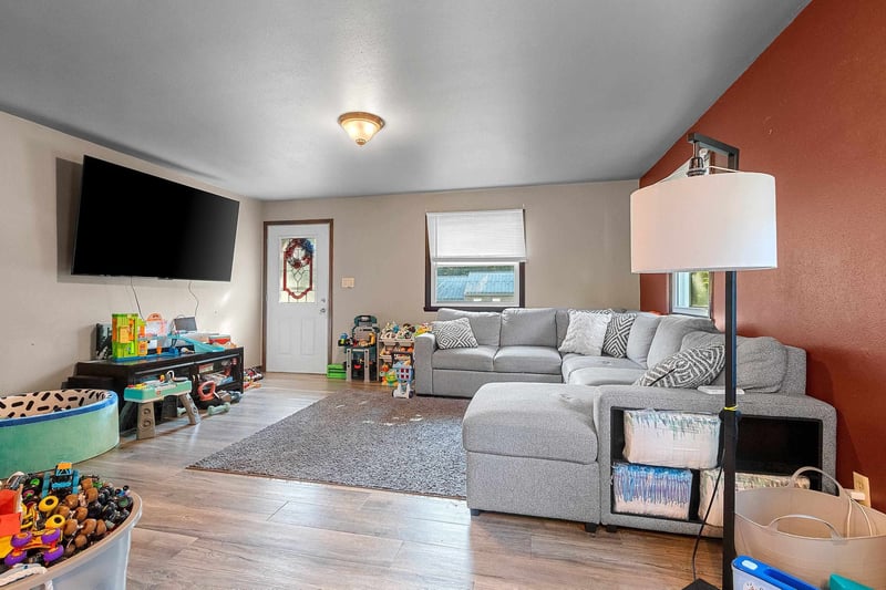 1519 Hillcrest Dr, Kaukauna, WI 54130