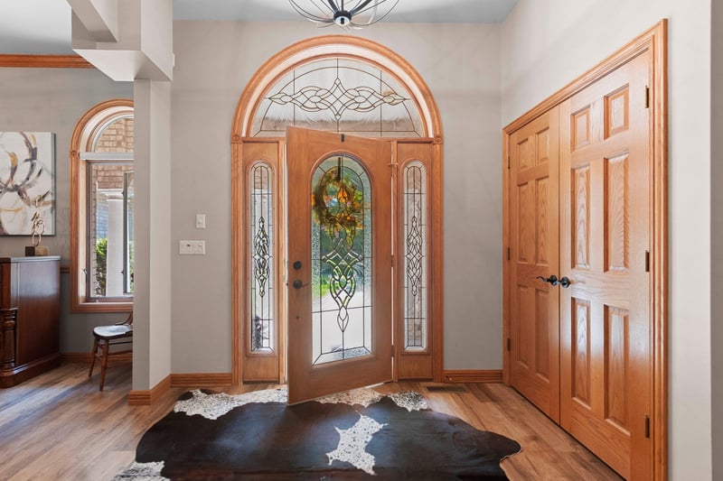 696 Spring Brook Dr, Hobart, WI 54155