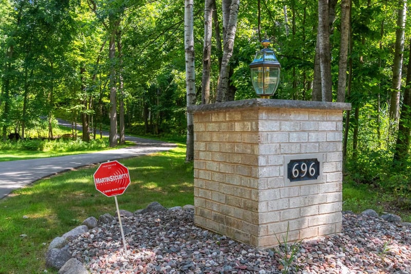 696 Spring Brook Dr, Hobart, WI 54155