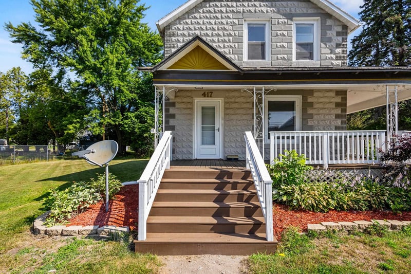 417 Madison St, Oconto, WI 54153