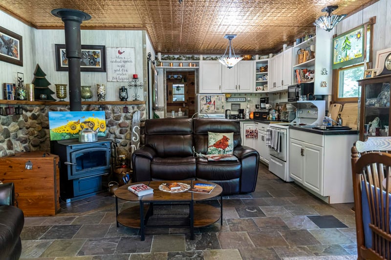 W5360 Glenwood Ct, Shawano, WI 54166