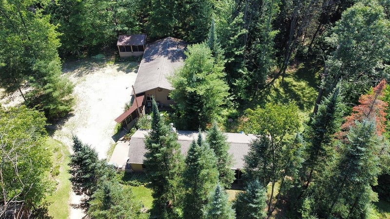 W5360 Glenwood Ct, Shawano, WI 54166