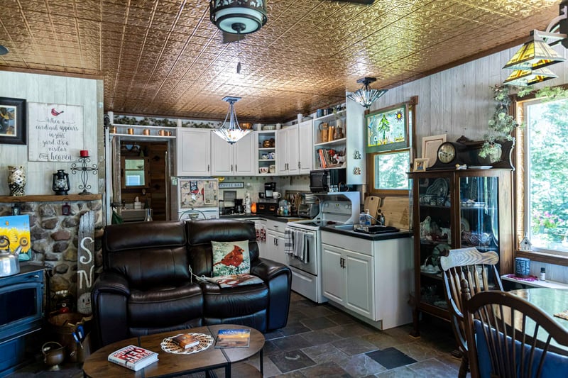 W5360 Glenwood Ct, Shawano, WI 54166