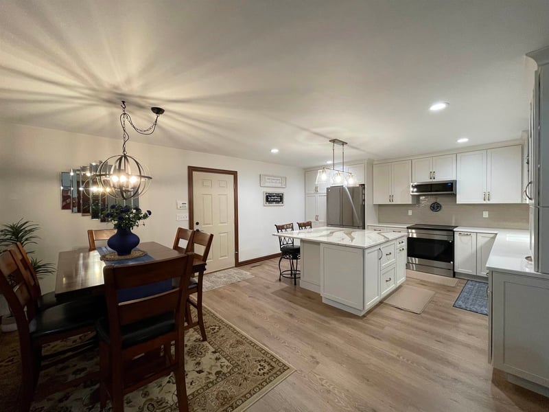 1782 Condor Ln, Green Bay, WI 54313