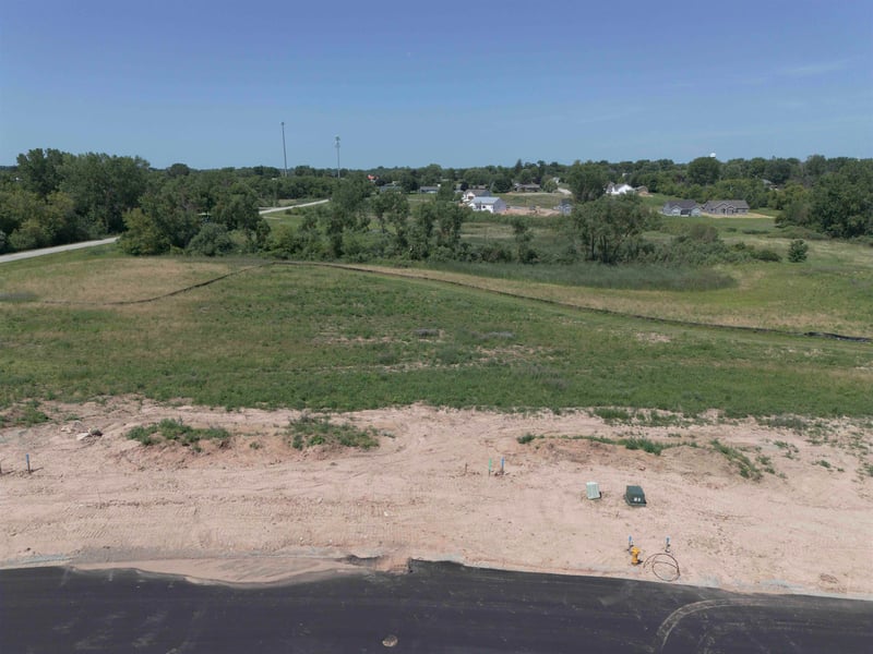 Ridgeway Dr #6, Greenville, WI 54942