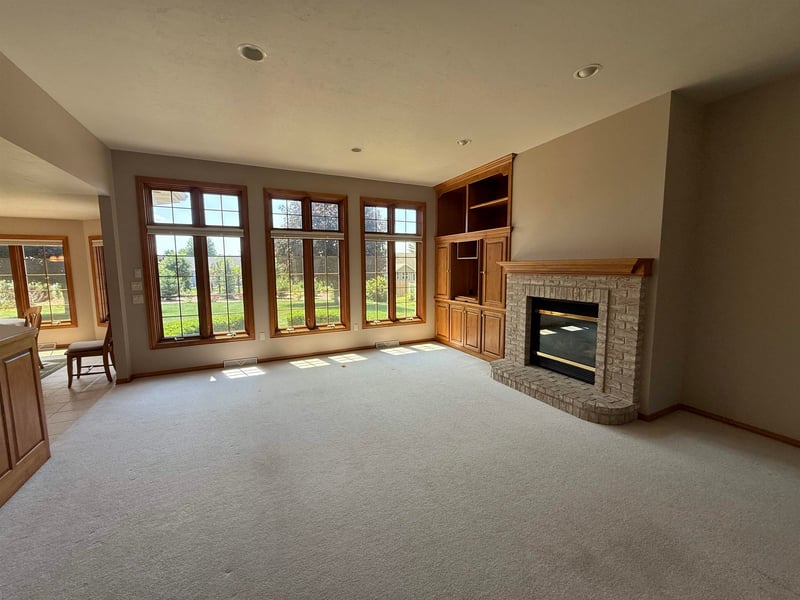 1212 Birch Hill Ln, Shawano, WI 54166
