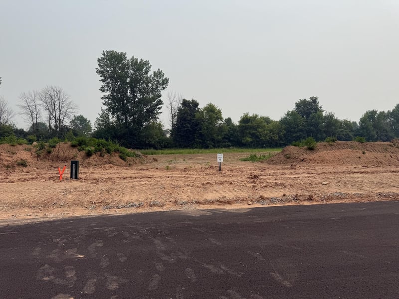 Ridgeway Dr #15, Greenville, WI 54942
