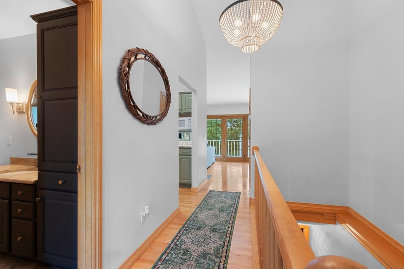 576 St Marys St, De Pere, WI 54115