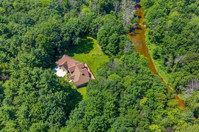 2839 Sandalwood Rd, Abrams, WI 54101