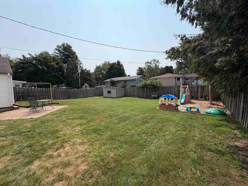 512 Fairview Way, Shawano, WI 54166