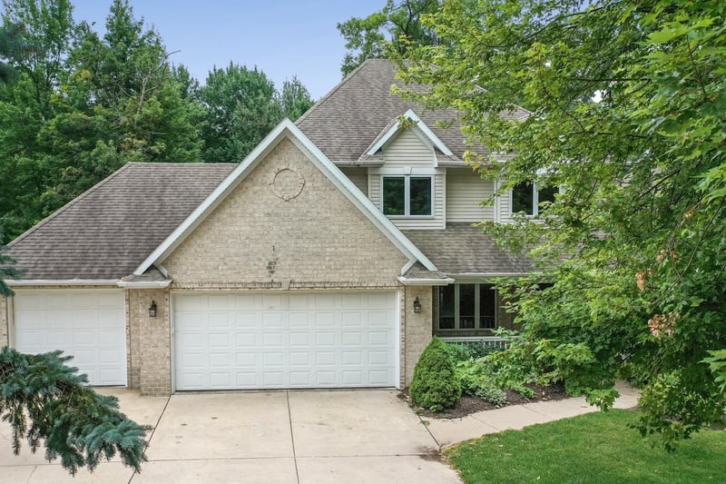 2941 S Telemark Cir, Green Bay, WI 54313-5431