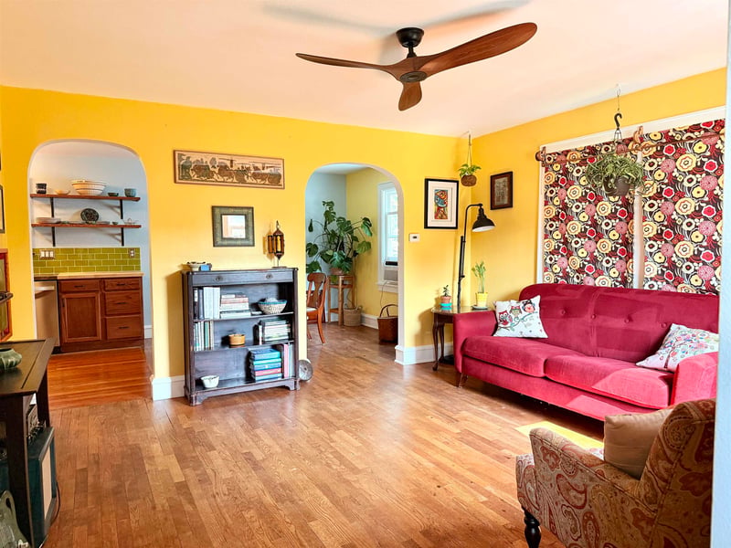 615 S Weimar St, Appleton, WI 54915