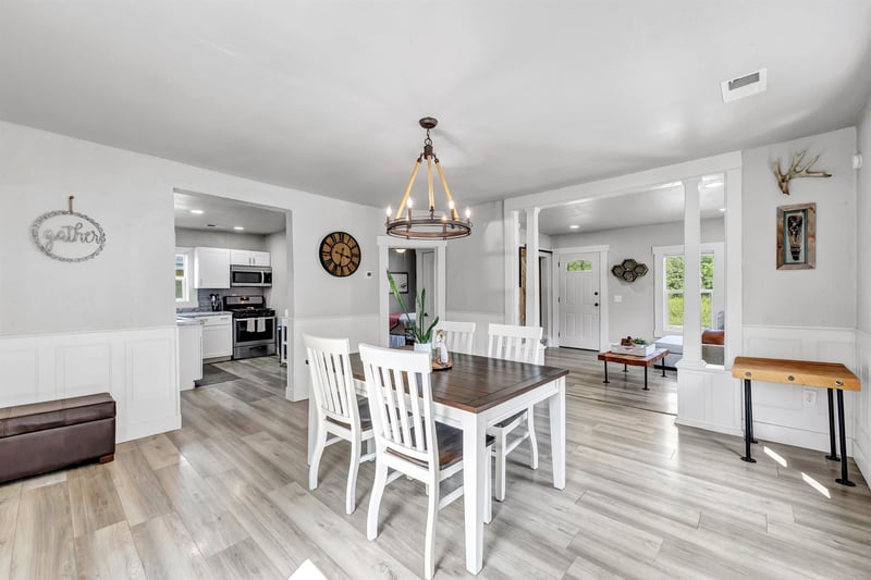 1139 Grosse Rd, Little Suamico, WI 54141