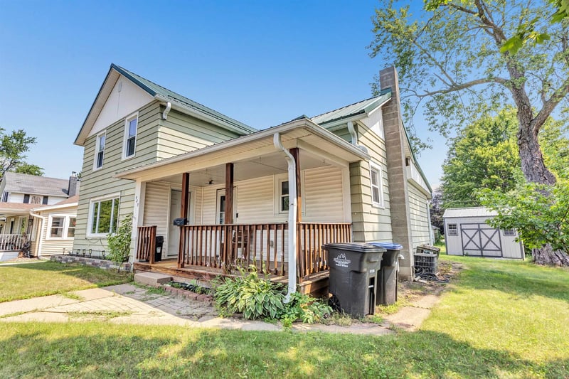 520 S Union St, Shawano, WI 54166-2932