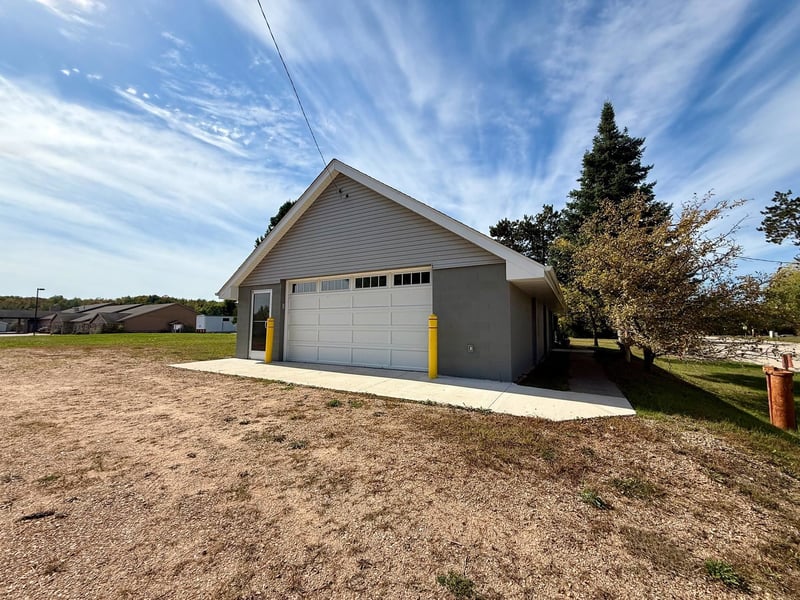15213 County Road F, Lakewood, WI 54138