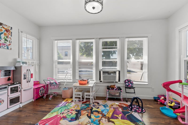 120 E Pacific St, Appleton, WI 54911-5012