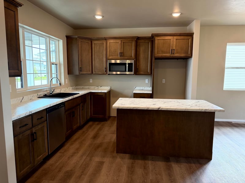 2211 Golden Gate Dr, Appleton, WI 54913