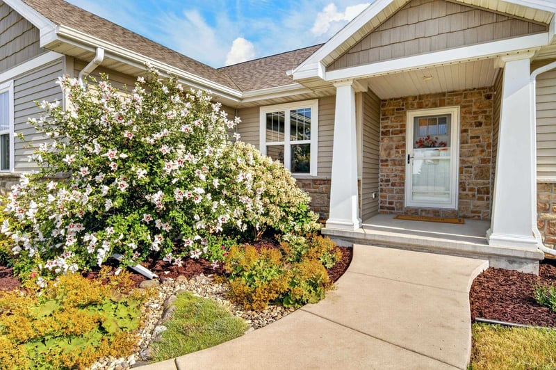 5148 High Point Dr, Winneconne, WI 54986