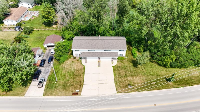 2380 Riverview Dr, Green Bay, WI 54313-6707