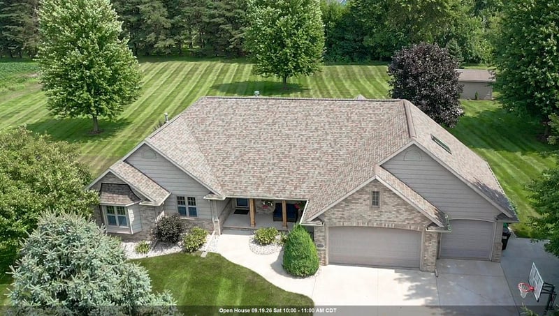 N4326 Red Leaf Dr, Appleton, WI 54913