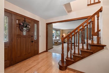 2495 Shady Oak Dr, Green Bay, WI 54304