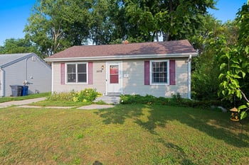2532 Libal St, Green Bay, WI 54301-1747