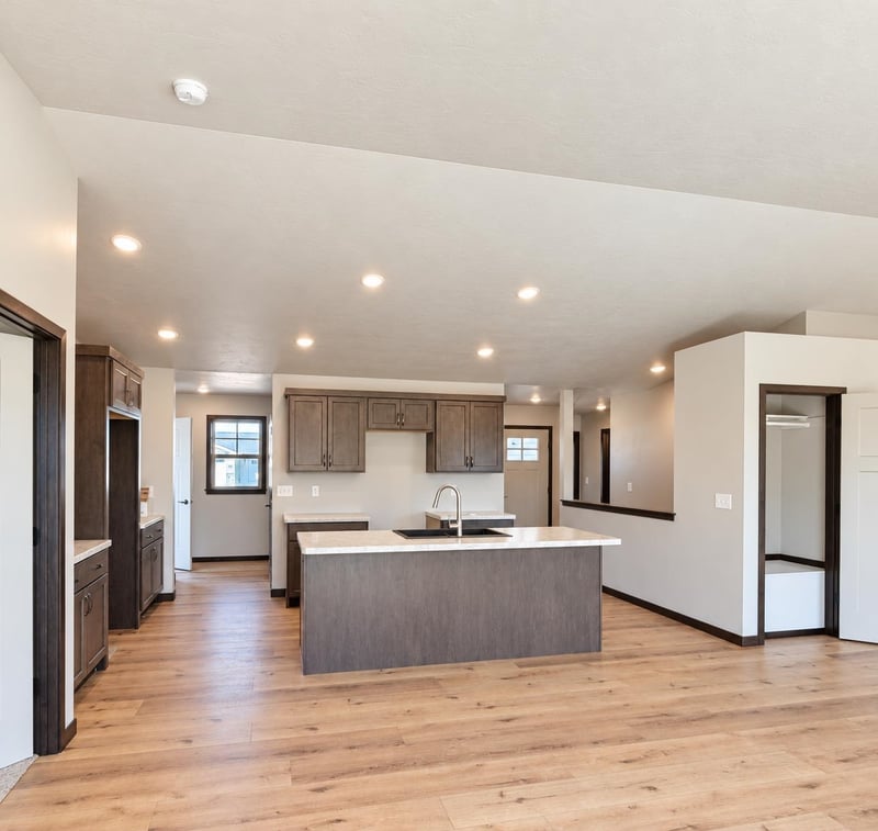 2091 Red Fox Ln, Kaukauna, WI 54130